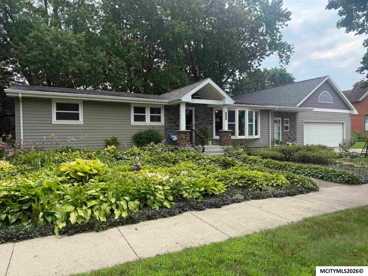 405 S Carolina, Mason City, IA 50401 - #1