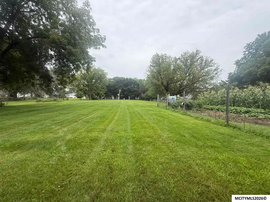 405 S Carolina, Mason City, IA 50401 - #3