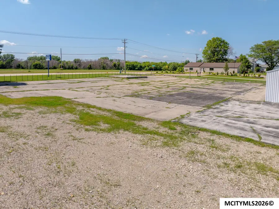 33rd SE, Mason City, IA 50401 - #2