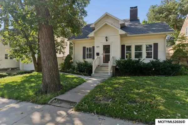 831 1st St NW, MASON CITY, IA 50401