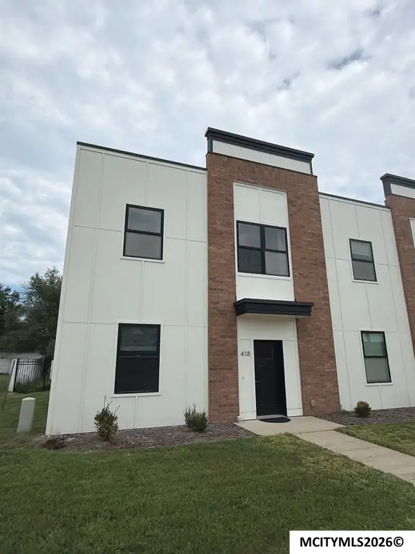 418 4th SW, MASON CITY, IA 50401