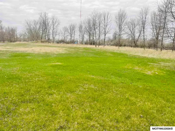 15th SW, MASON CITY, IA 50401