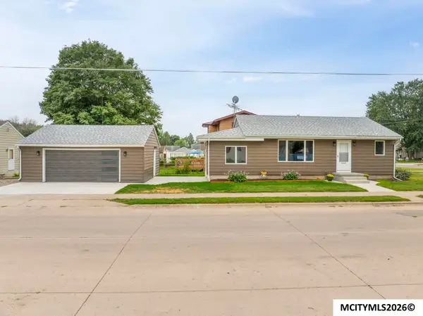 241 27th St SW, MASON CITY, IA 50401