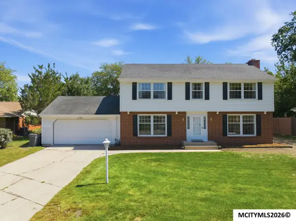 173 Parkridge Dr, MASON CITY, IA 50401