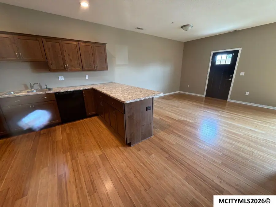410 4th SW, Mason City, IA 50401 - #3