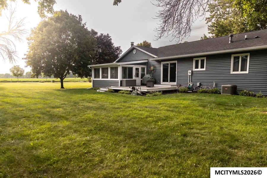8 williamsburg circle, Mason City, IA 50401 - #3