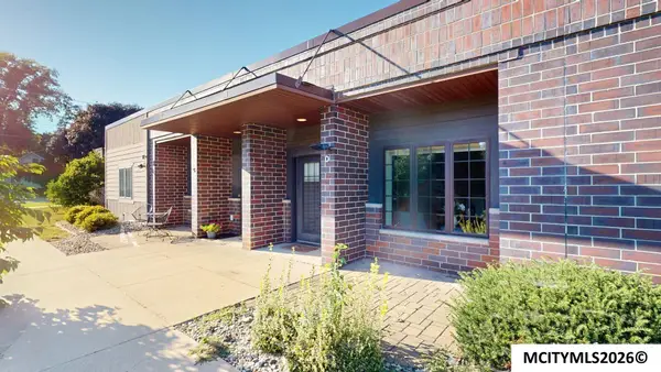 805 3rd Ave S, CLEAR LAKE, IA 50428