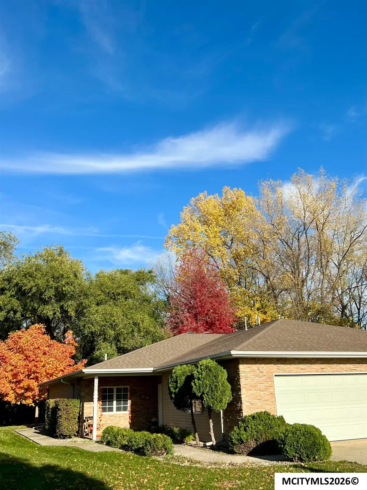 2160 W State St, Mason City, IA 50401 - #1
