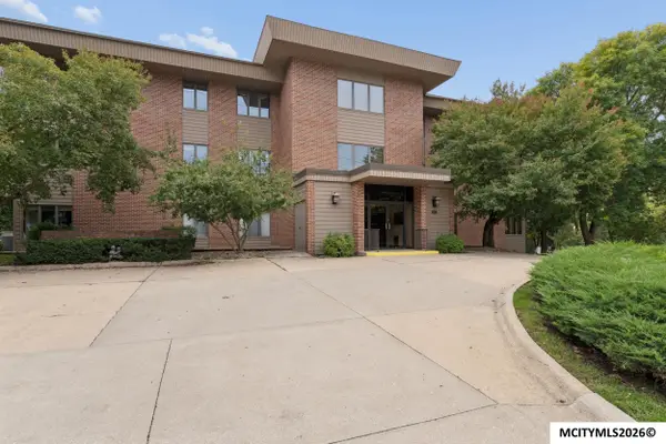 361 S Pennsylvania Ave, MASON CITY, IA 50401