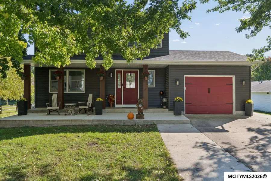 1403 Broad St, Plymouth, IA 50464 - #2