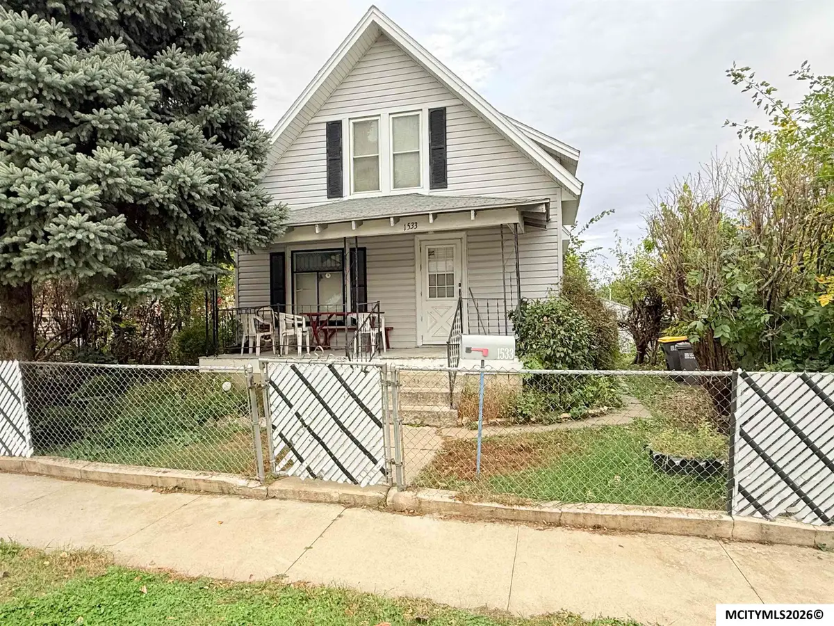 1533 N Jefferson Ave, Mason City, IA 50401 - #1