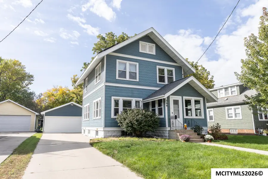 309 N 12th St, Clear Lake, IA 50428 - #2