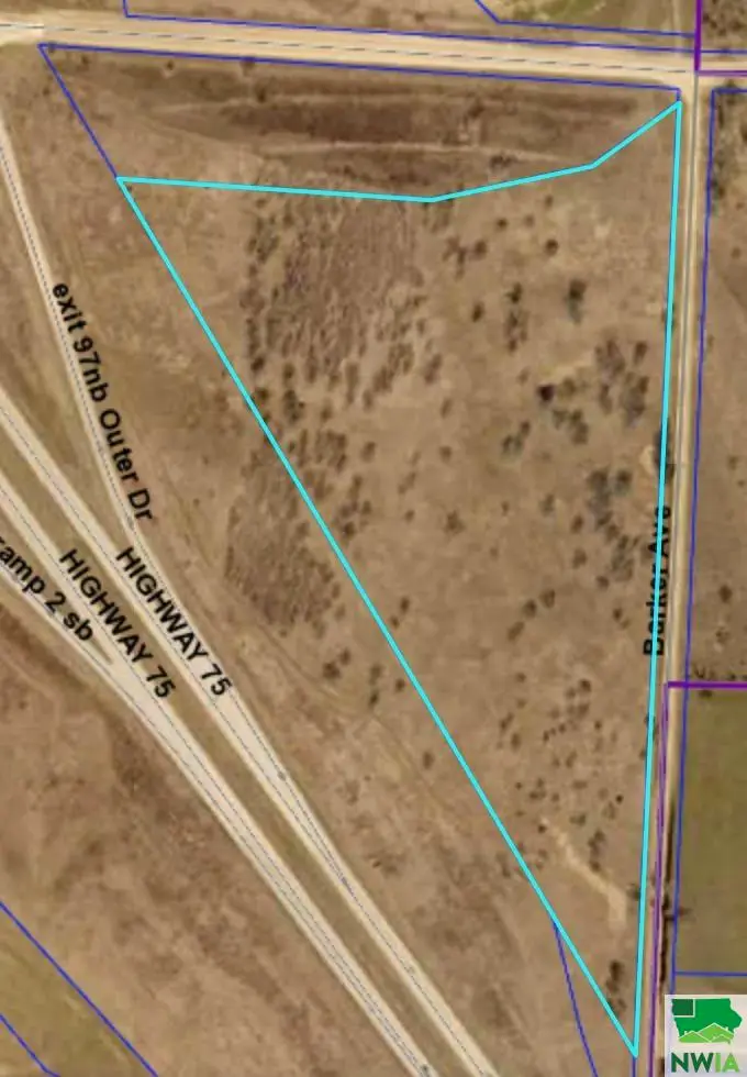 5700 Outer Dr, Sioux City, IA 51108 - Image #1