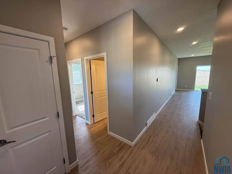 1616 14th St SE, Orange City, IA 51041 - Image #3