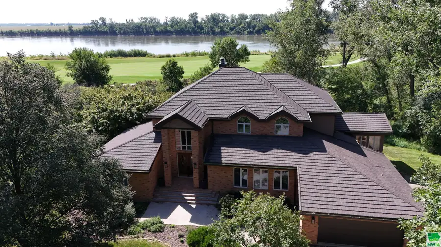 998 Quail Hollow Circle, Dakota Dunes, SD 57049 - Image #2