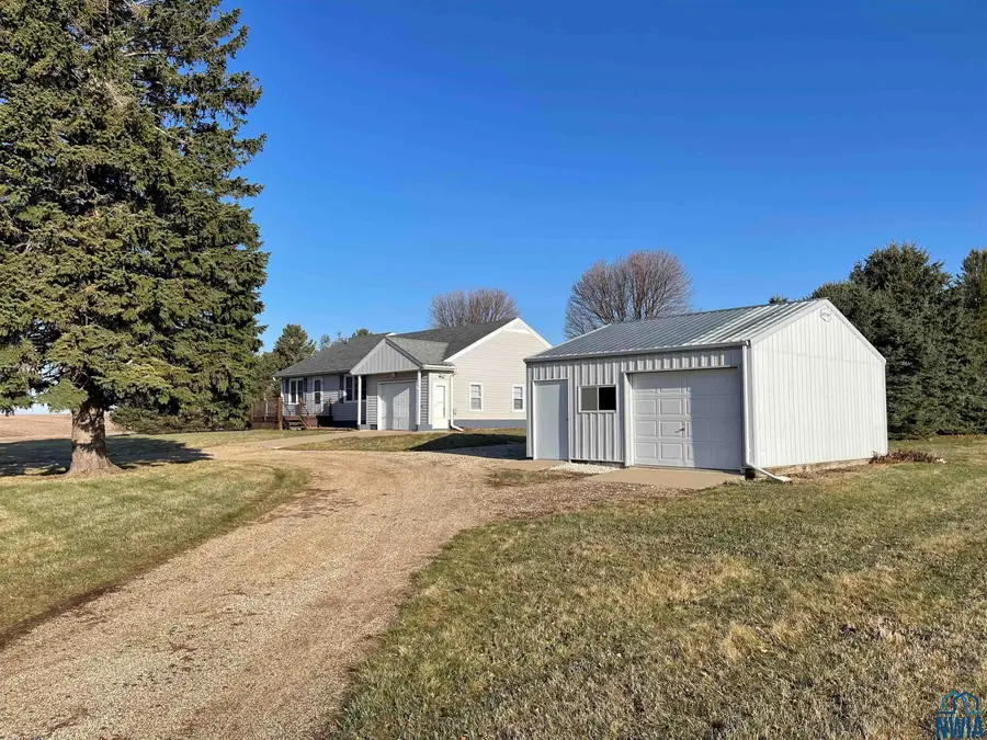 4998 N Avenue, Meriden, IA 51037 - Image #2