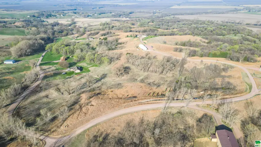 29385 Diamante Drive, Sioux City, IA 51109 - Image #2