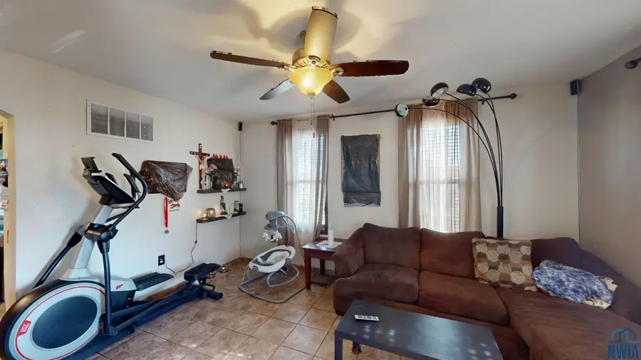 310 MAIN ST, Linn Grove, IA 51033 - Image #2