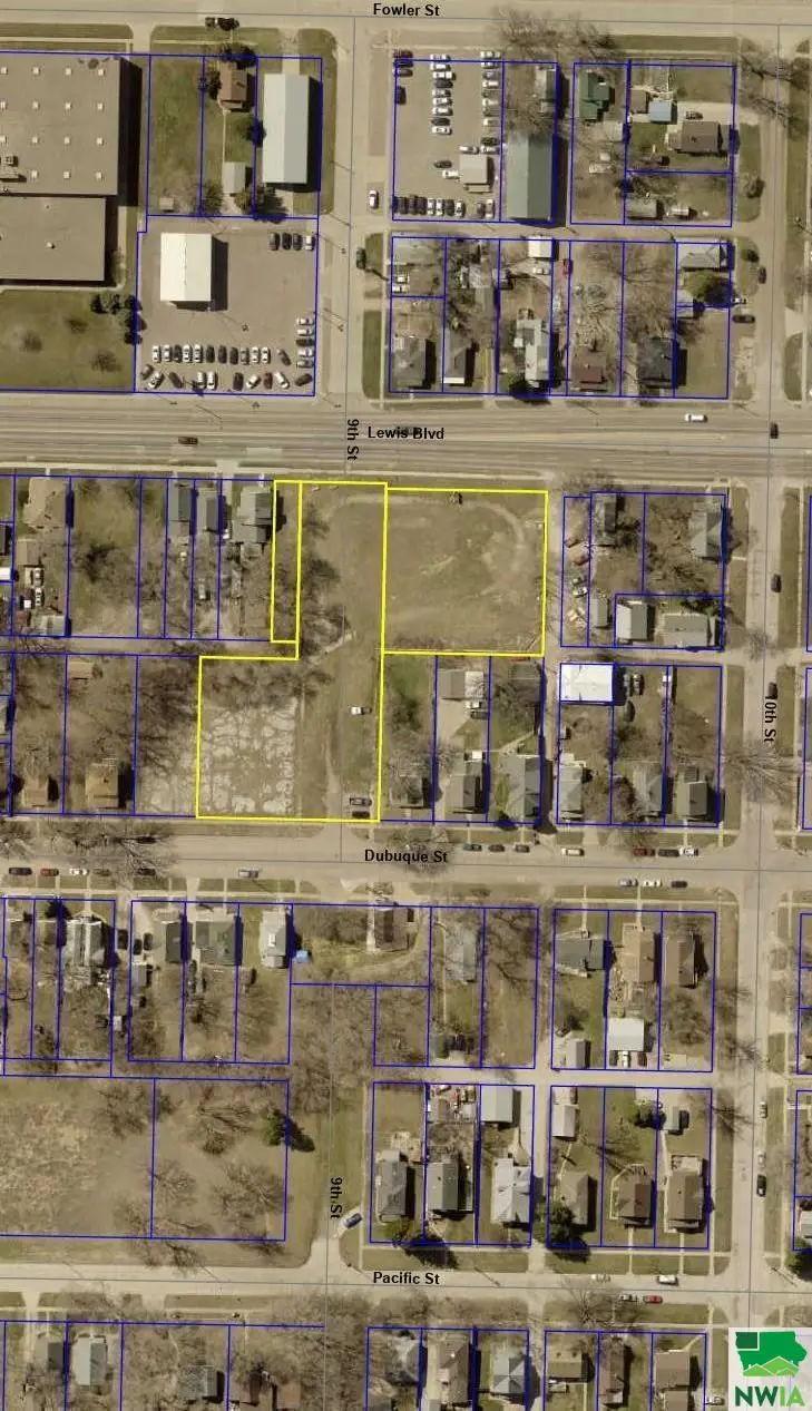 904-822-821 Lewis Blvd  Dubuque St, Sioux City, IA 51105 - Image #1