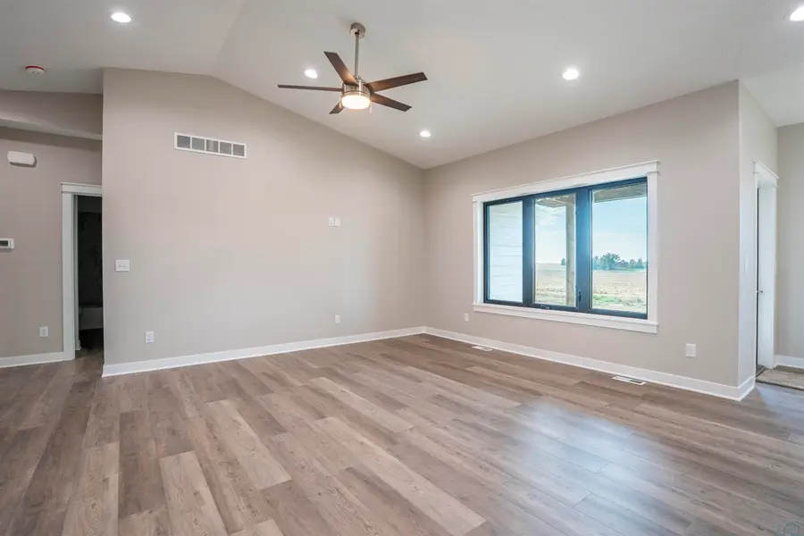 708 17th St SE, Orange City, IA 51041 - Image #3