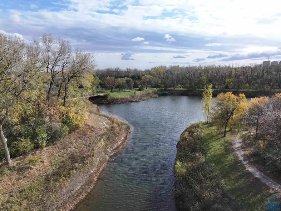 101 Shore Place Court, South Sioux City, NE 68776 - Image #3