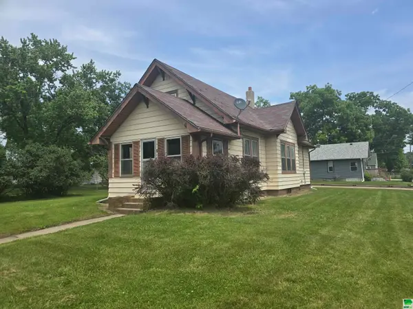 2600 Rebecca Street, Sioux City, IA 51103