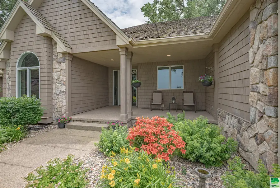 1004 Wynstone Dr., Jefferson, SD 57038 - Image #3