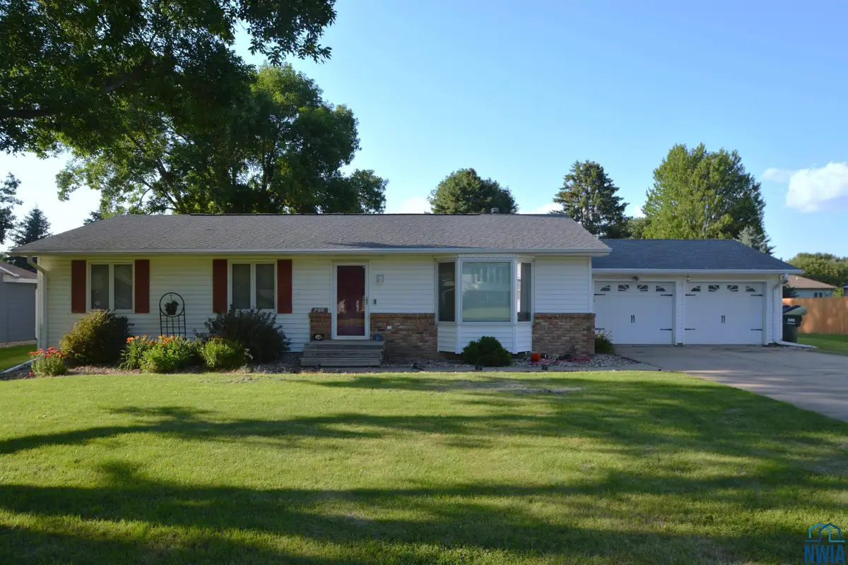 755 Glen Dr, Moville, IA 51039 - Image #1