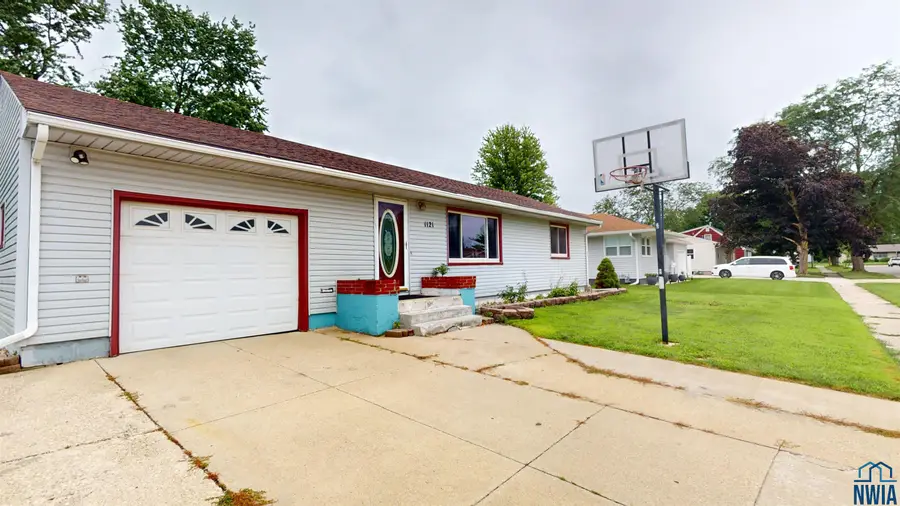 1121 SPOONER ST, Storm Lake, IA 50588 - Image #2