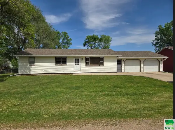 501 S Virginia St, George, IA 51237