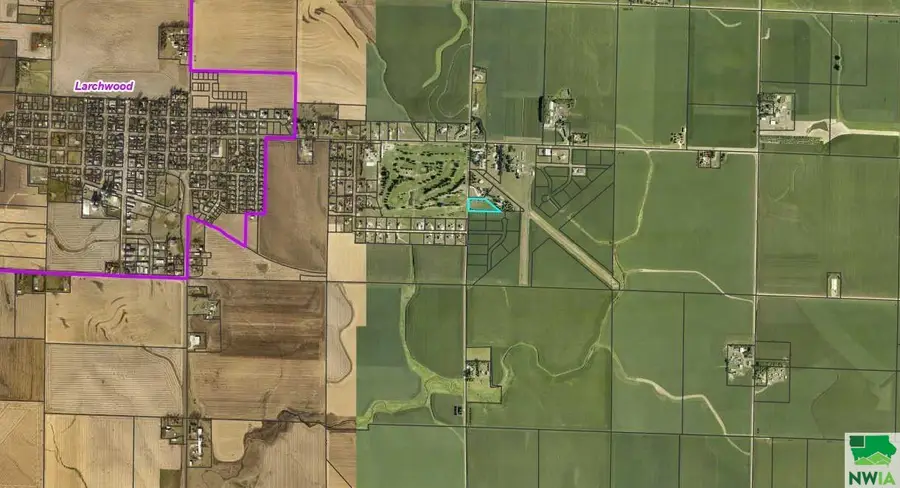 1374 Cleveland Ave, Larchwood, IA 51241 - Image #2