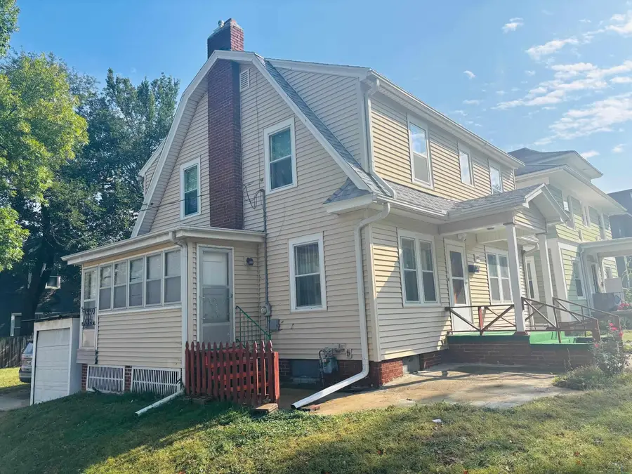 1922 DOUGLAS ST, Sioux City, IA 51104 - Image #3