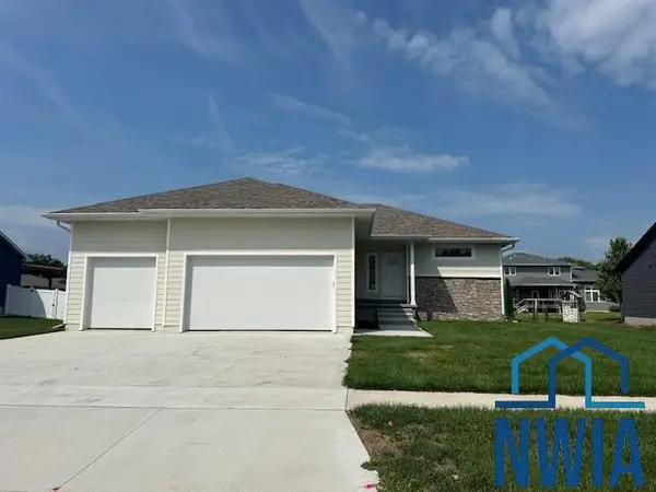 301 Cedar St, Sloan, IA 51055