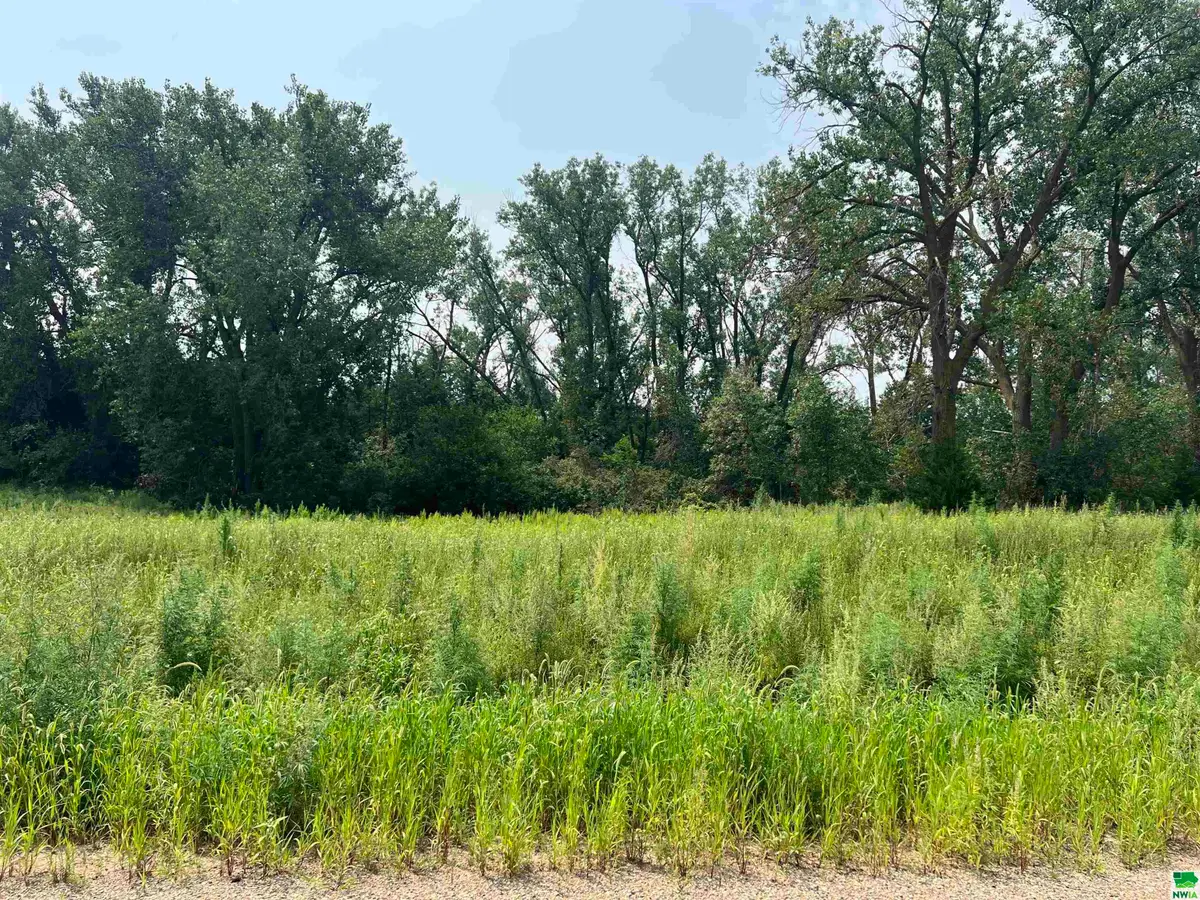 46019 Daniel Place, Vermillion, SD 57069 - Image #1