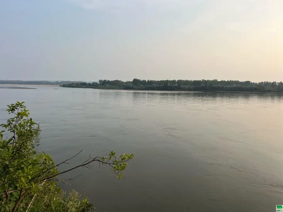 46023 Daniel Place, Vermillion, SD 57069 - Image #2