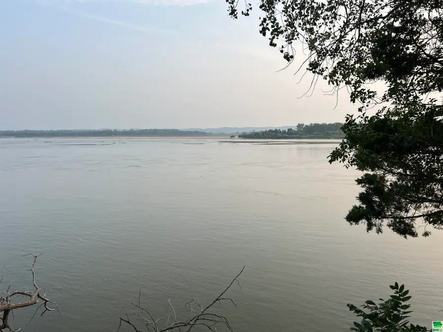 46039 Daniel Place, Vermillion, SD 57069 - Image #2