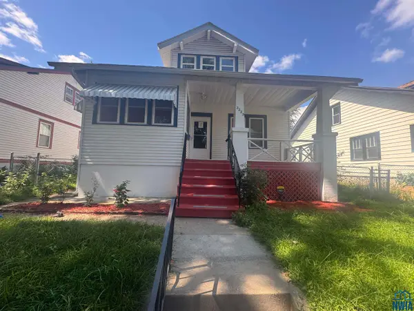 2223 JENNINGS ST, Sioux City, IA 51104