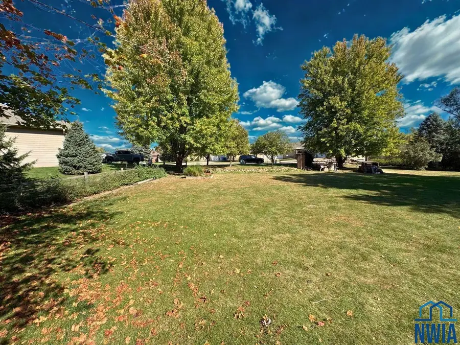 LOT 9 NORTHERN HEIGHTS, Le Mars, IA 51031 - Image #3