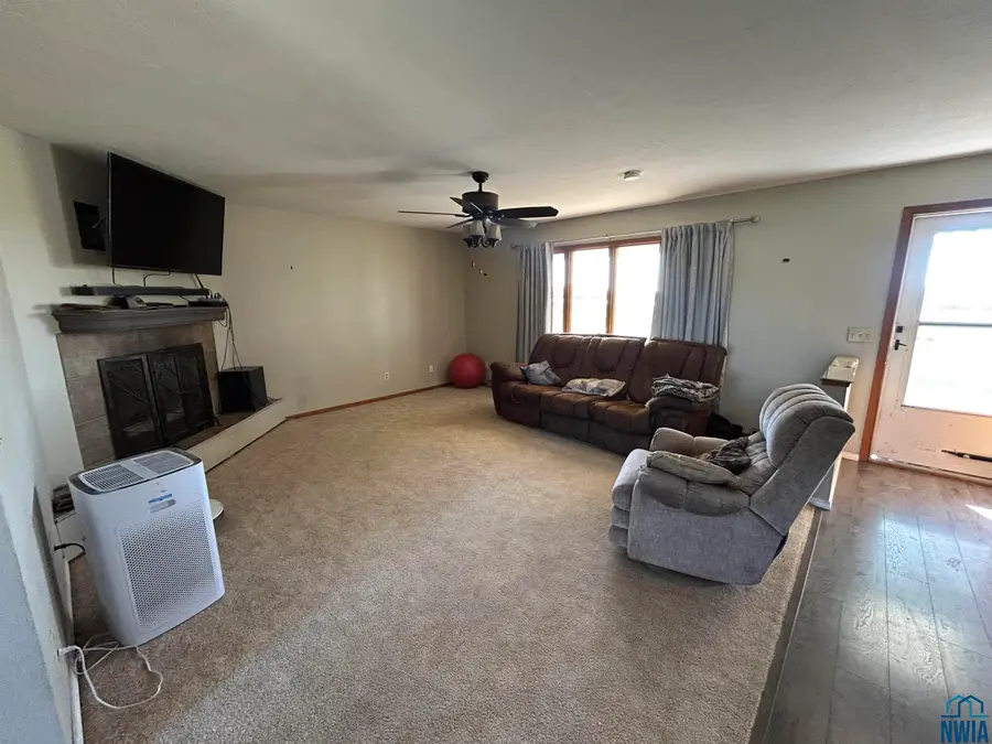 1998 Kennedy Ave, George, IA 51237 - Image #3