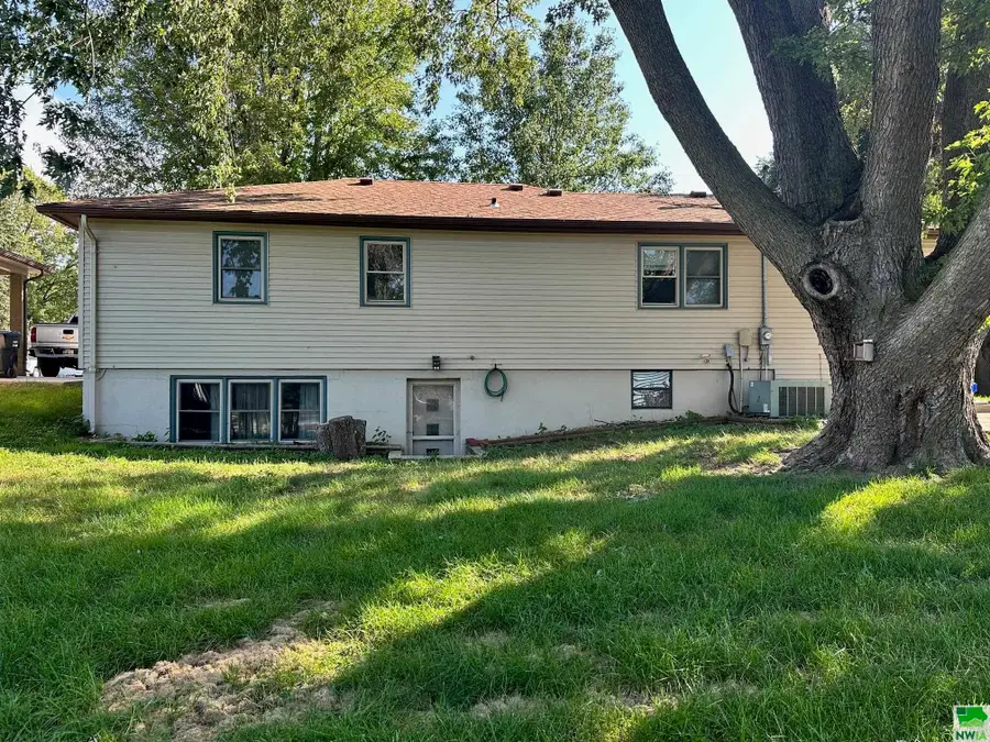 811 3rd Street SE, America, IA 51031 - Image #3
