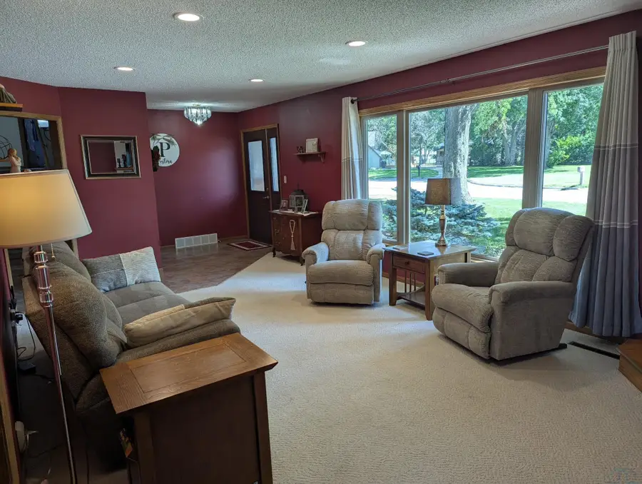 1531 Sunrise Ct., Sheldon, IA 51201 - Image #2