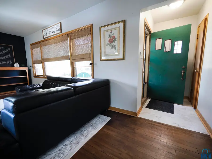 2500 JACKSON ST, Sioux City, IA 51104 - Image #3