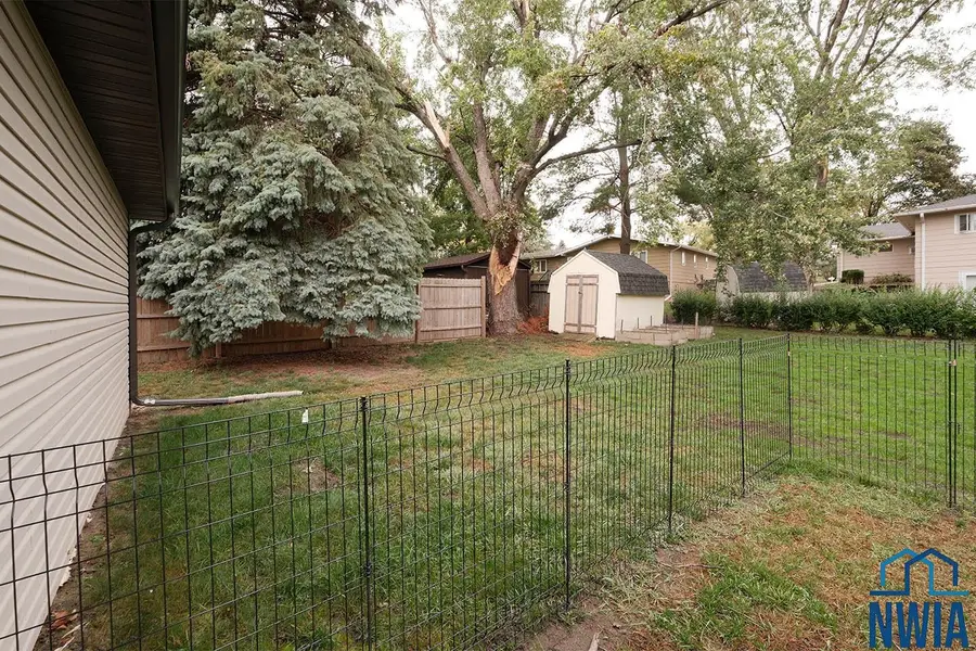 508 Zuider Zee Drive SE, Orange City, IA 51041 - Image #3