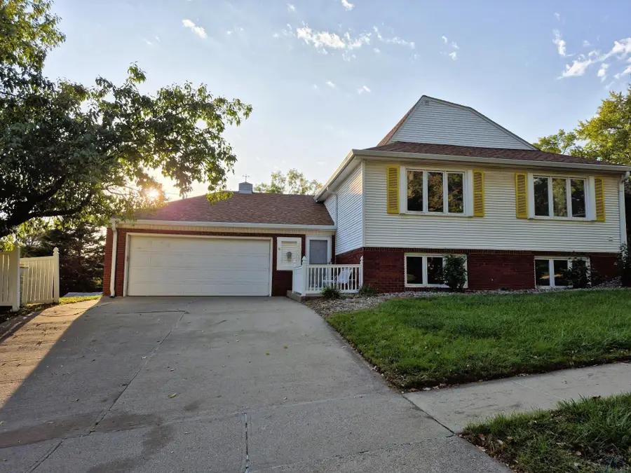 3005 NORMAN DR, Sioux City, IA 51104 - Image #2