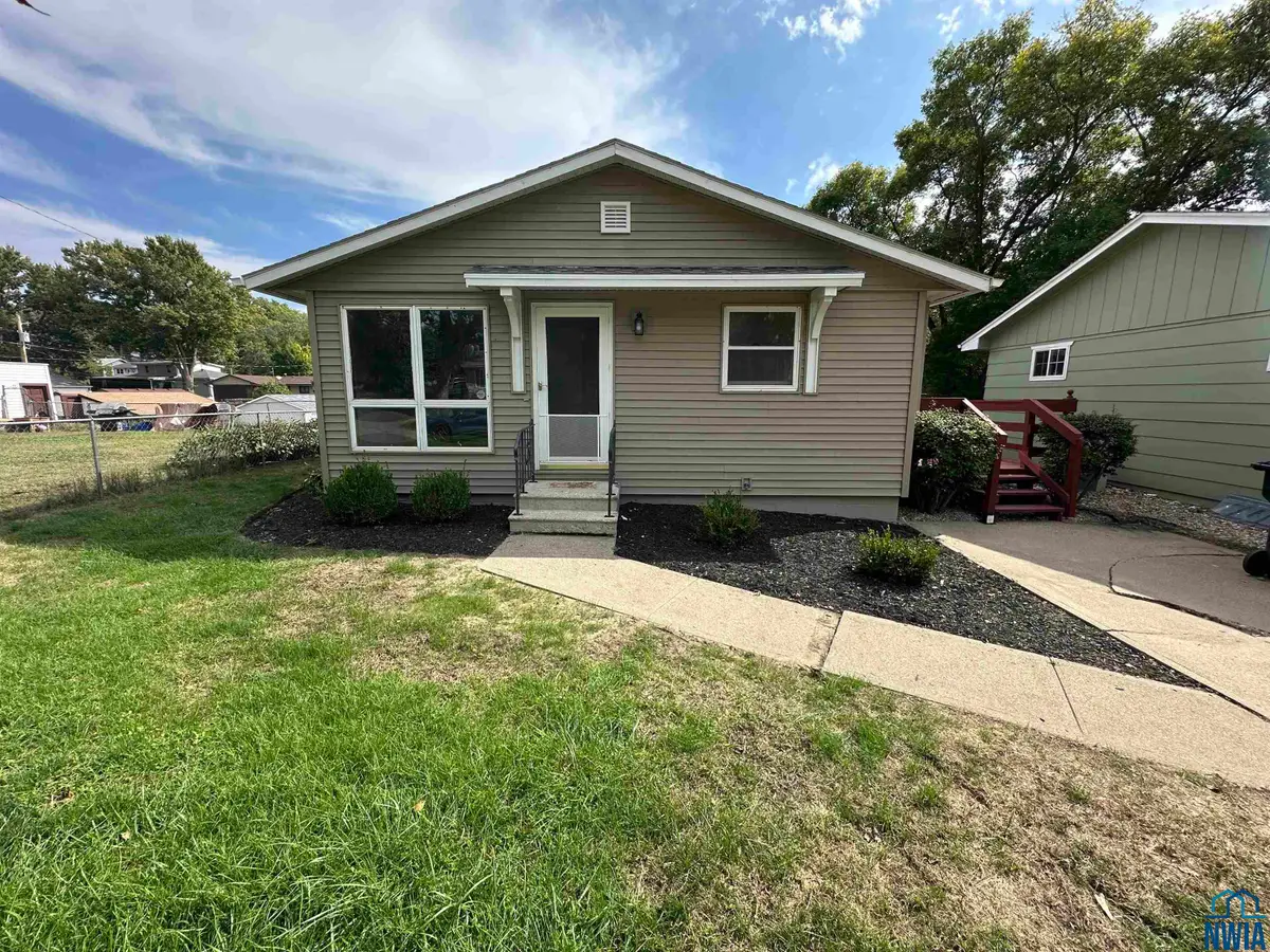 2828 S PALMETTO ST, Sioux City, IA 51106 - #1