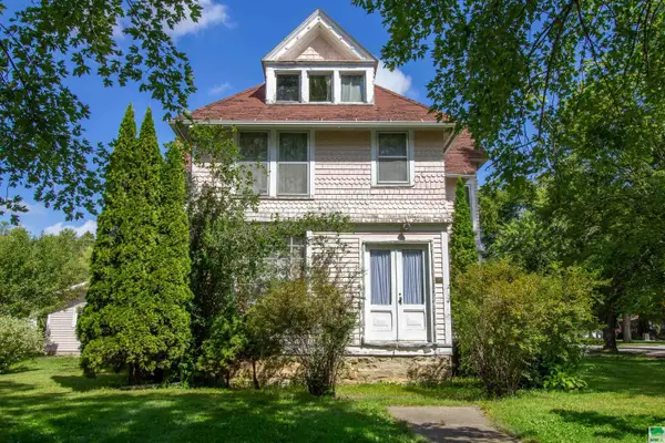 104 W OLIVE ST, Laurens, IA 50554