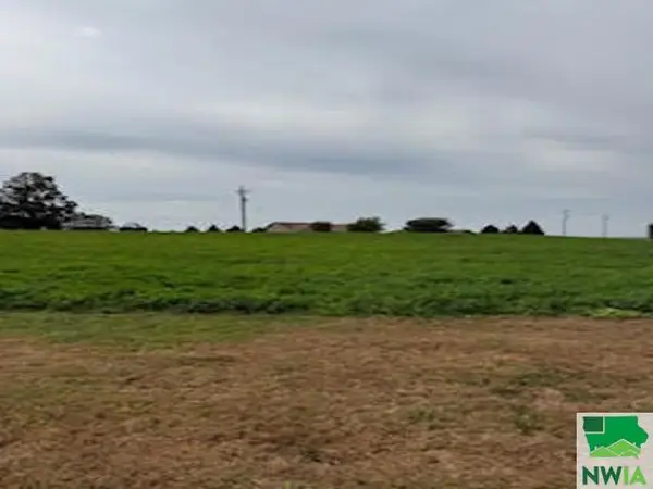 Country Lane #10, Kingsley, IA 51028