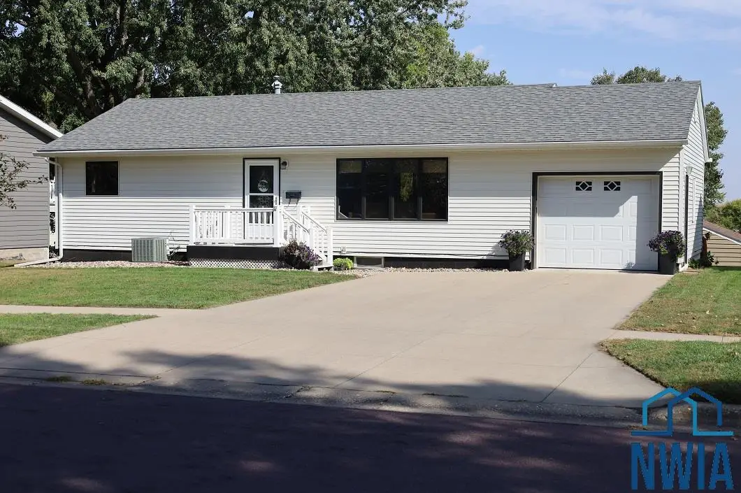1006 S Marshall St, Rock Rapids, IA 51246 - Image #1