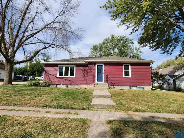 1008 4th Avenue, Alton, IA 51003