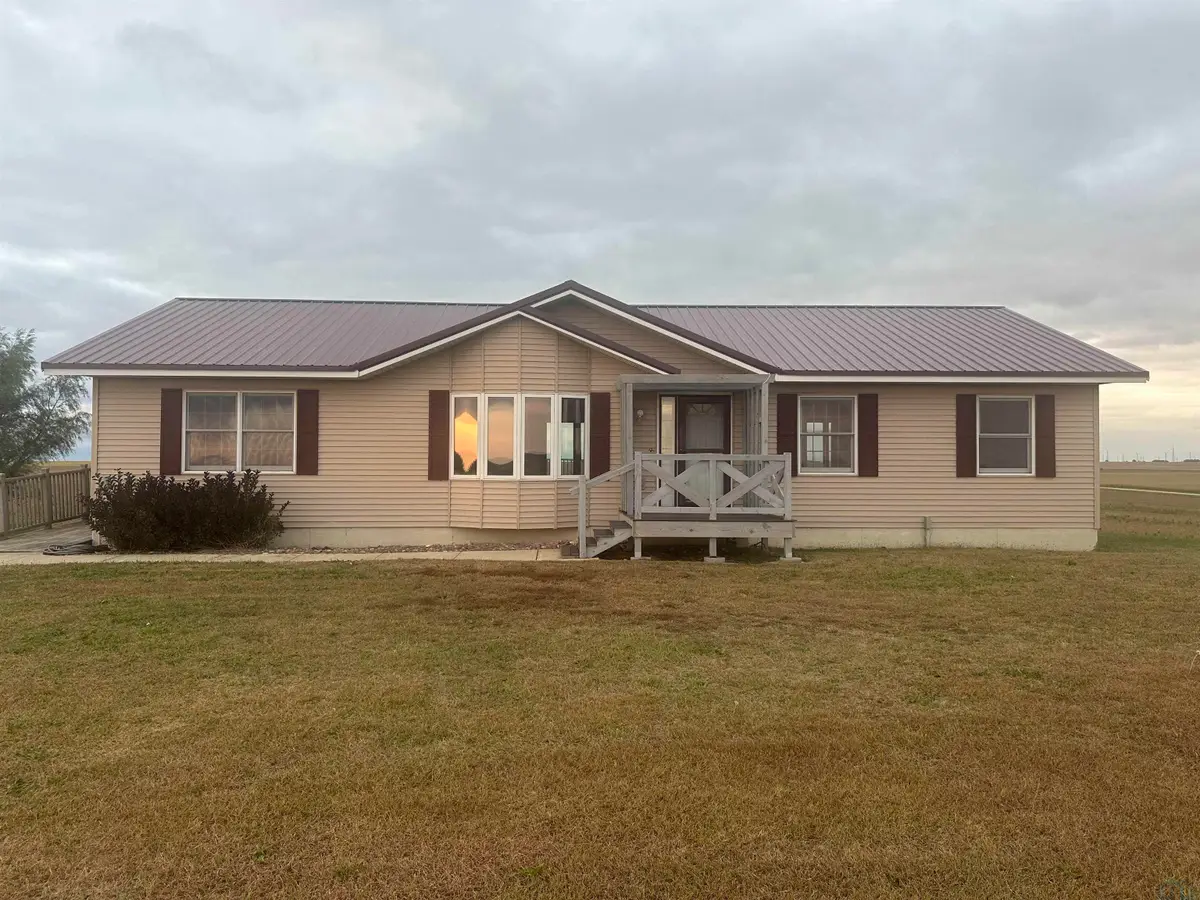 2285 490th St., Aurelia, IA 51005 - Image #1